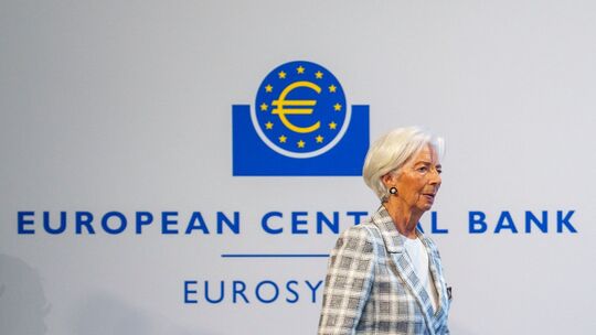 EZB Präsidentin kündigt Rücktritt an - Zinsentscheidung EZB Präsidentin kündigt Rücktritt an - Zinsentscheidung