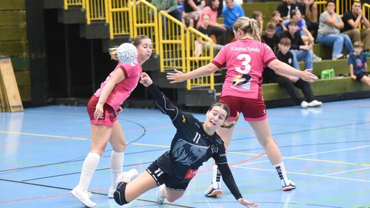 Steht der HSG Nahe-Glan wieder zur Verfügung: Gina Dörr (schwarzes Trikot).