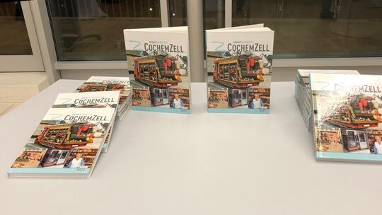 Das neue Heimatjahrbuch für den Kreis Cochem-Zell ist erschienen und wurde in der Kreisverwaltung vorgestellt.
